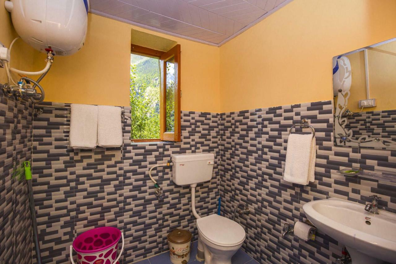 Zostel Homes Rakchham Saturang Екстериор снимка